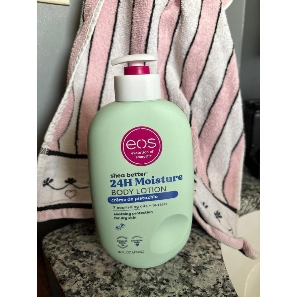 Eos crème de Pistachio 24 hr moisture body lotion nourishing oils plus butters